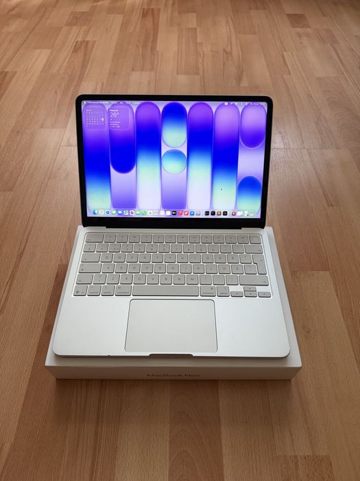 MacBook Neo 8/512 Silver