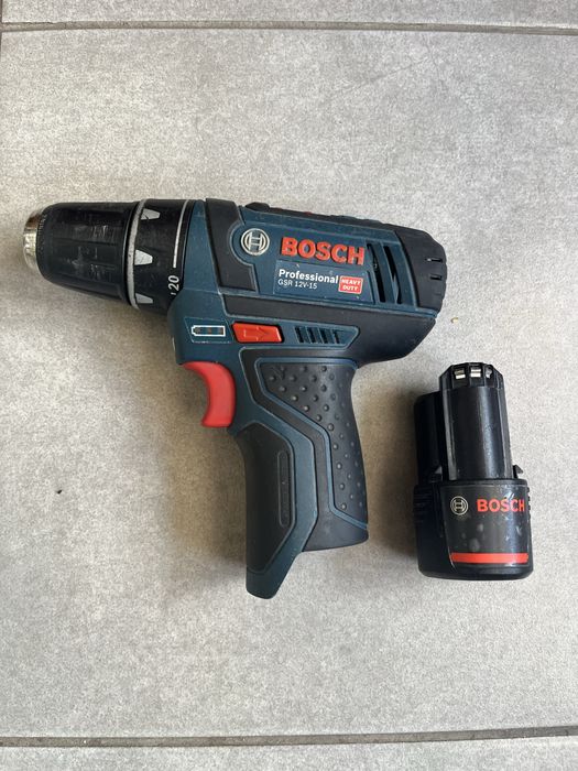 Parafusadora BOSCH profissional 12v
