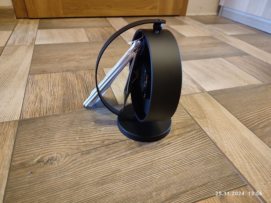 Nowy czarny zegar stojący 18.5 cm