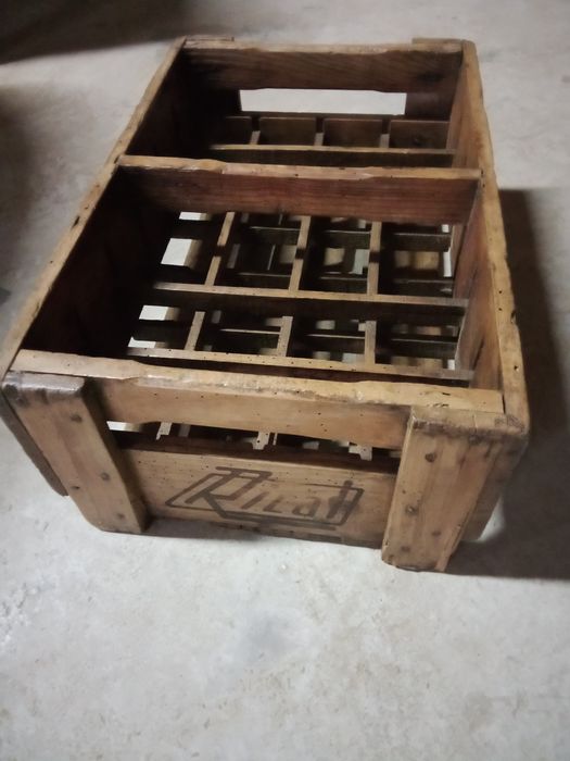 Grade antiga de refrigerantes Rical