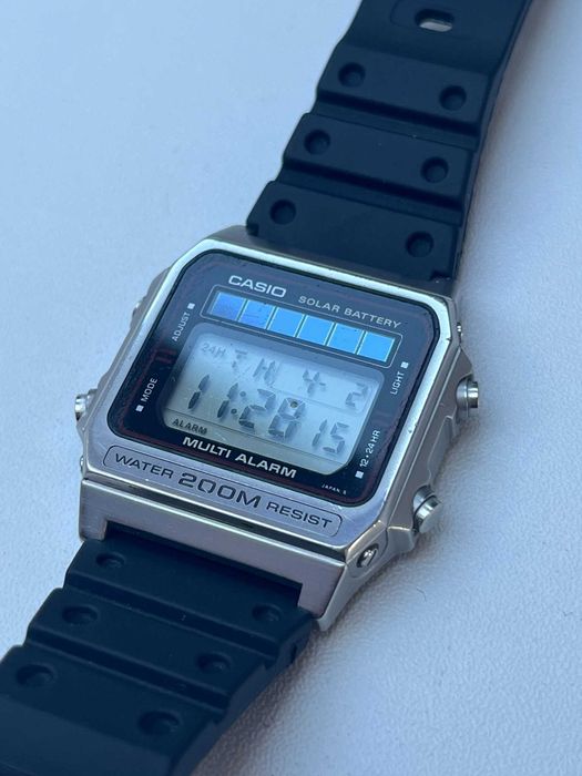 Zegarek Casio DW-2000