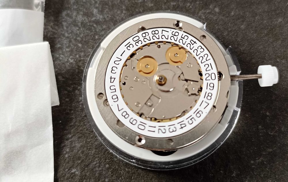 Sprawne oryginalne mechanizmy do zegarka ETA 7750
