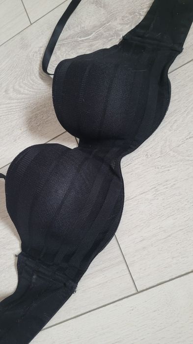 Nowy biustonosz H&M rozmiar 75B