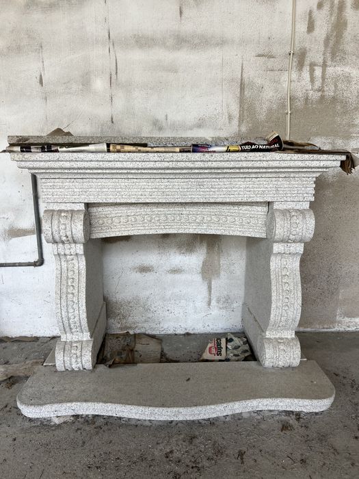 6 Lareiras em granito (4 de canto e 1 frontal)