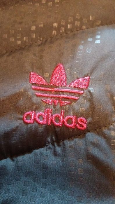 Oryginalna kamizelka bezrękawnik adidas pikowany szaro różowy