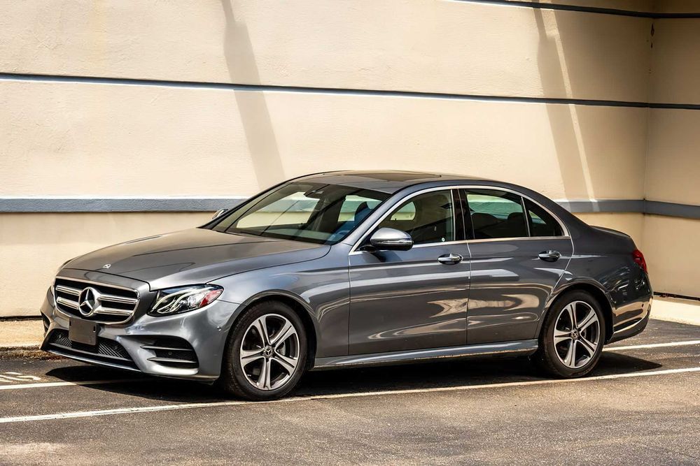 Mercedes-Benz E-Class E 300      2018