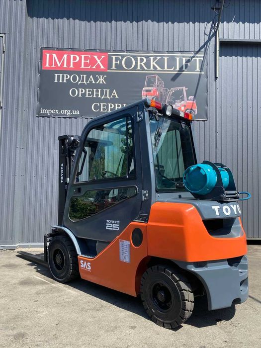 Навантажувач газ TOYOTA 02-8FGF25, підйом-4.3м, 2019рік, кабіна, 5069мг
