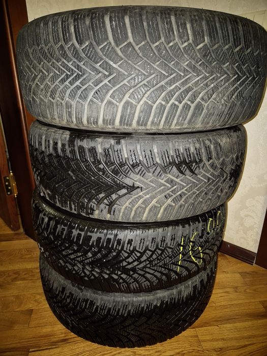 Зимние шины Sailun Ice Blazer R16 215 60