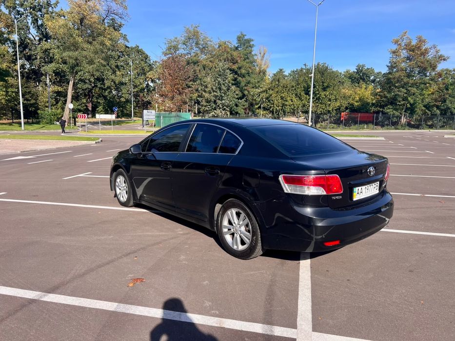 Продам Toyota Avensis