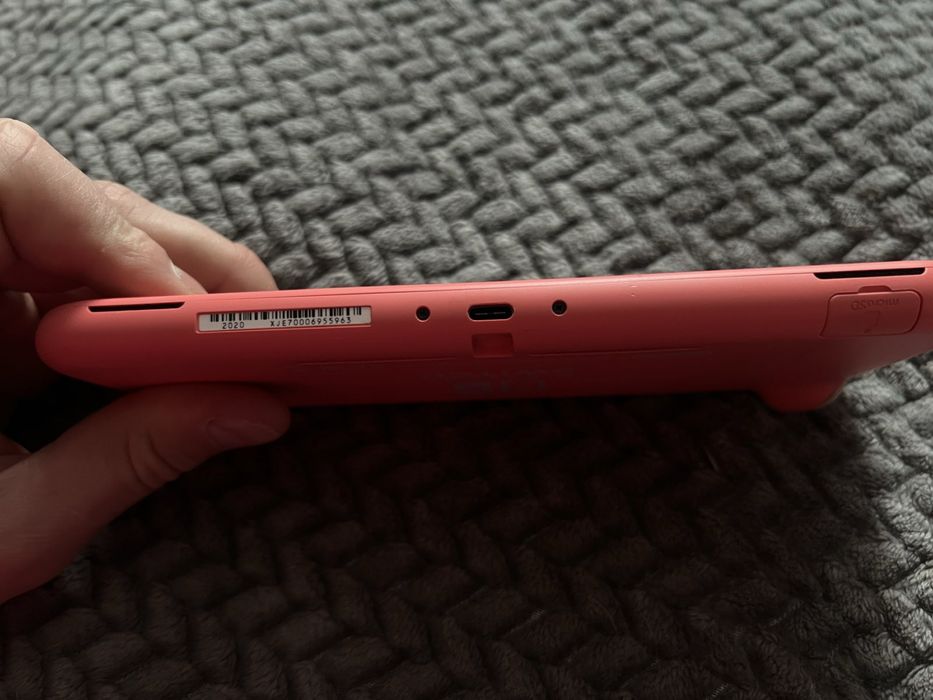 Nintendo Switch lite рожева 128 гб з іграми + чохол