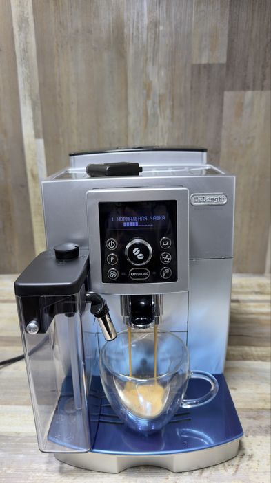 Кавомашина Delonghi Cappuccino.