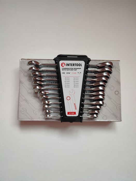 Набор ключей  рожково накидных с трещёткой  12 ед  INTERTOOL  XT-1305