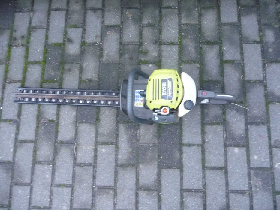 Nożyce do żywopłotu spalinowe Ryobi Power LT2