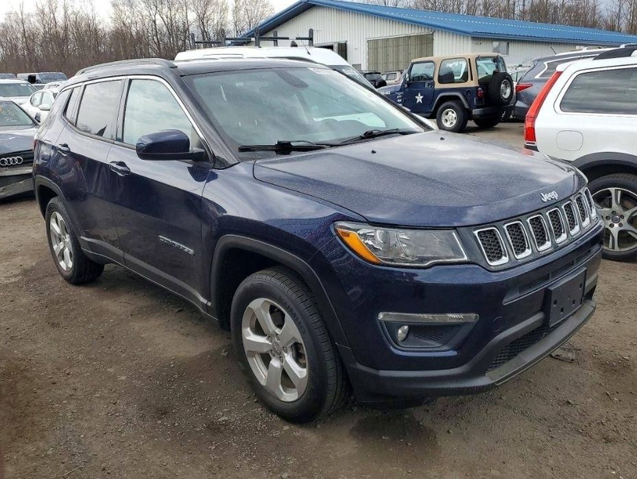 Срочно продам jeep compass  2020