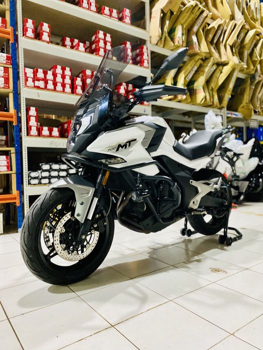 CFMoto 700MT 2024