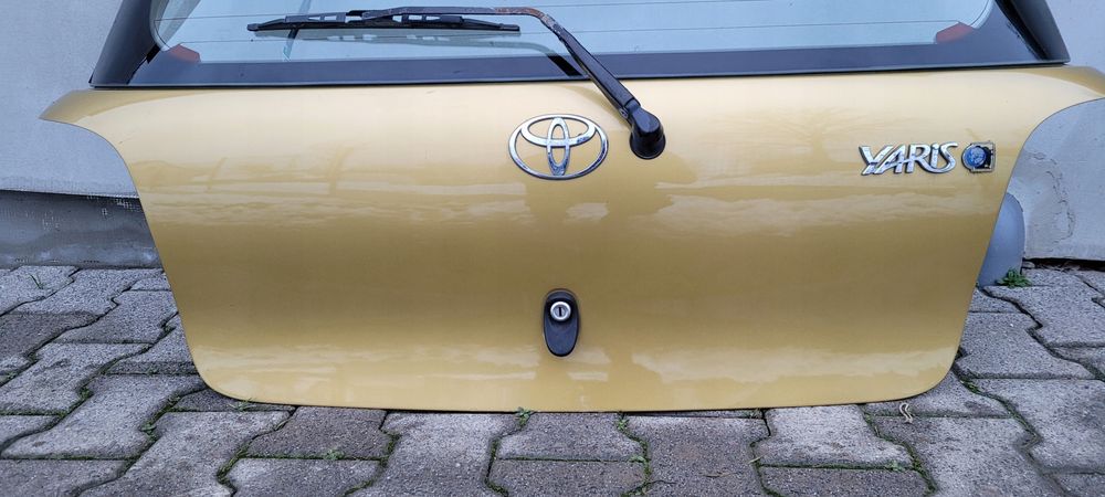 klapa bagażnika toyota yaris i japończyk wybór kolorów 580, 209, 1