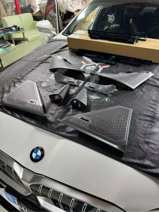 бавер вілкінс BMW X5 G05 X6 X7 G30 G11 G12 G20 сетки с подсветкой Bowers Wilkins музика