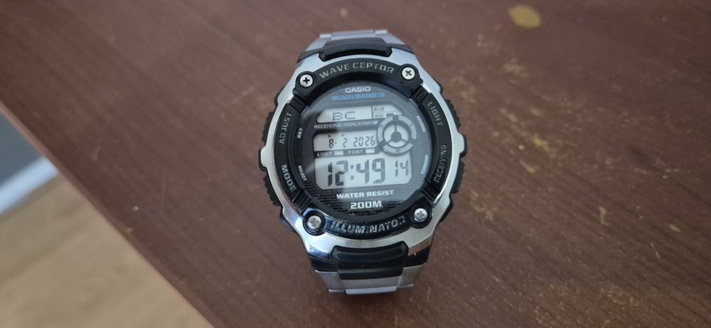 Продам годинник casio