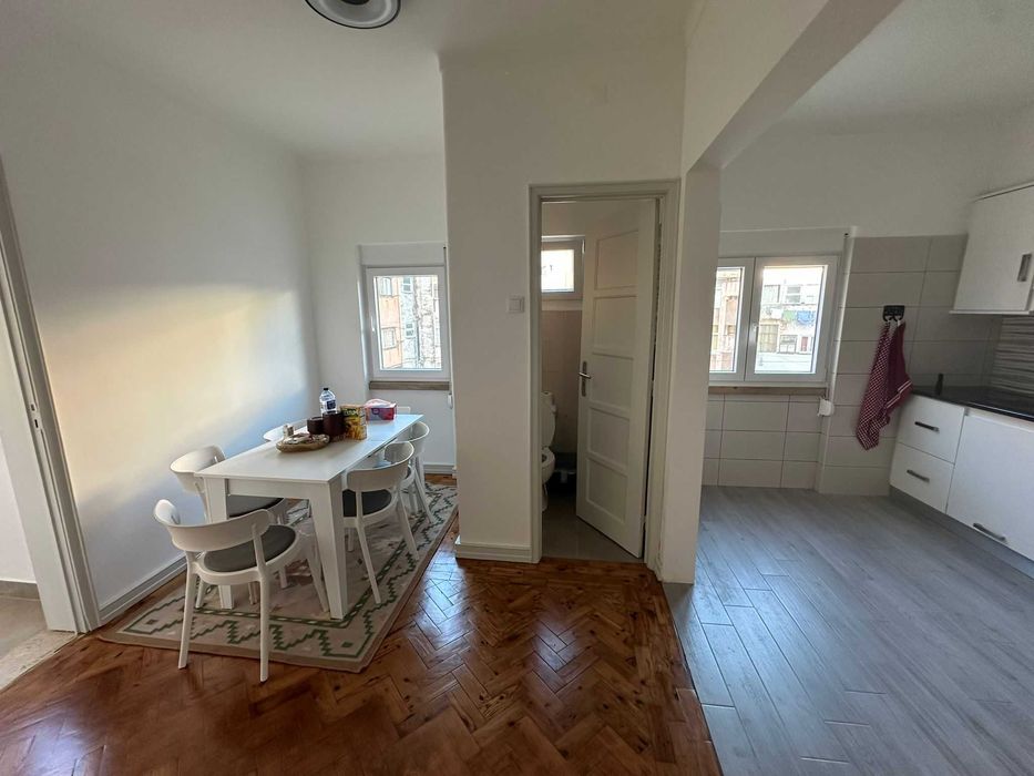 Apartamento T3 renovado no centro de Tomar