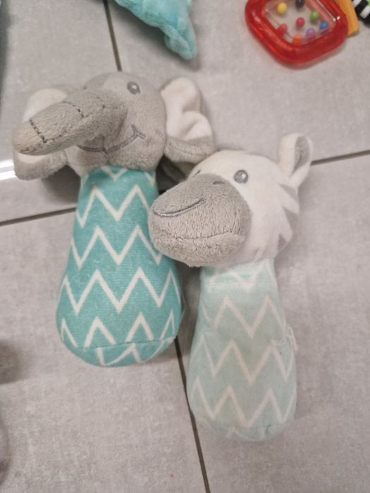 Zestaw zabawek niemowlęcych