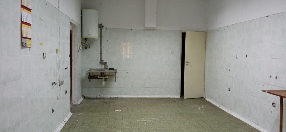 Budynek pod działalność 120m2 , działka 900m2 Kielce -Bialogon