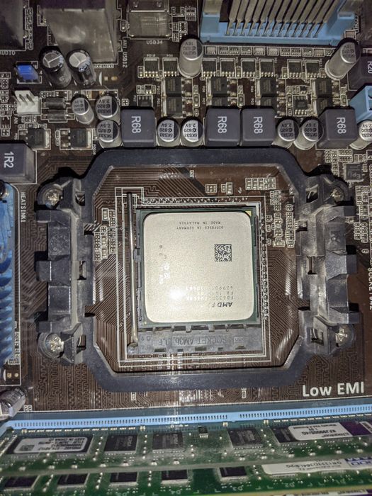 Fx 6300 am3+ , Asus m5a78l le