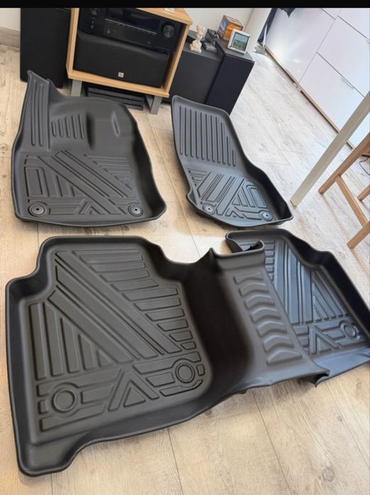 Komplet Dywanikiw Gumowych do Skoda Kodiaq