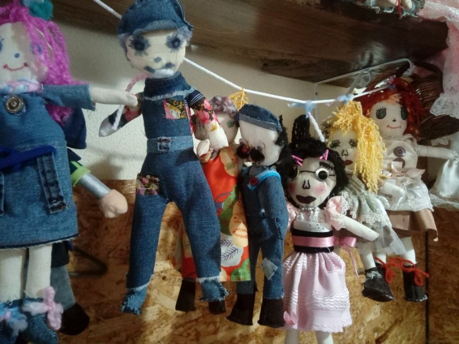 Handmade Dolls64739421240833123
