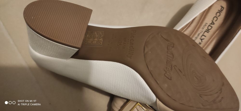Sapatos Piccadilly n°35 novos