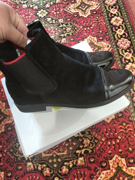 Полуботинки натуральная замша и лак . Р. 40-41
