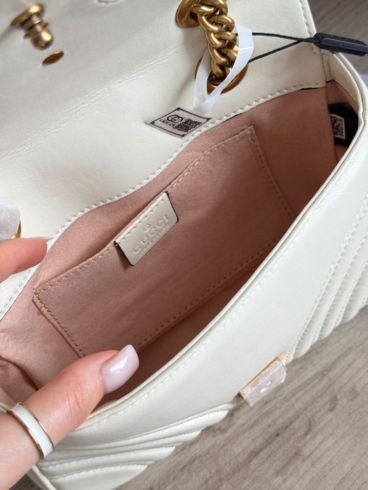 Сумка Gucci Marmont Mini Shoulder Bag, Gold Hardware Cream