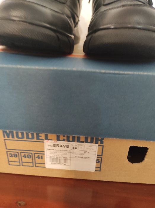 Зимові шкіряні черевики 44р BRAVE