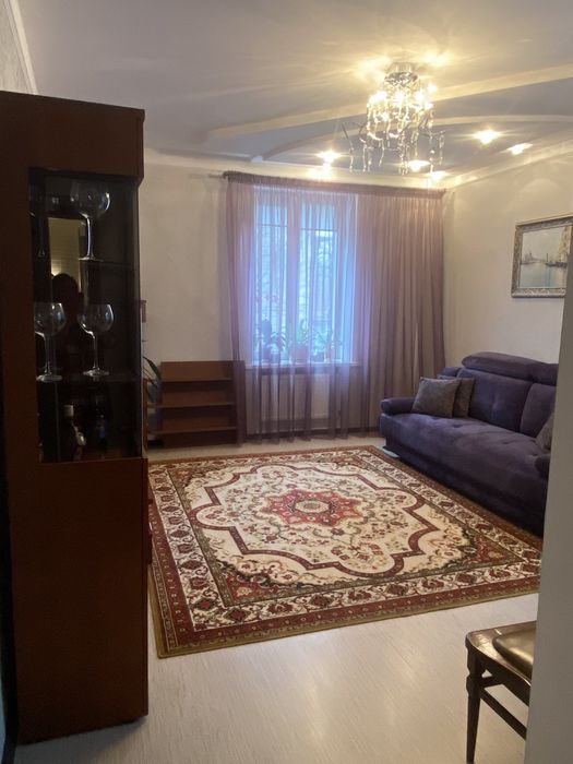 Продається 2 кімн. квартира в Центрі