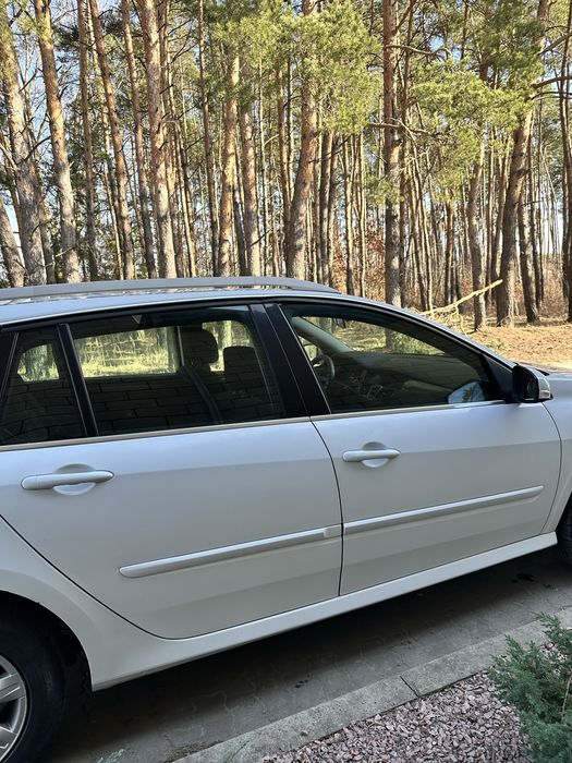 Renault laguna 3  2.0 дизель