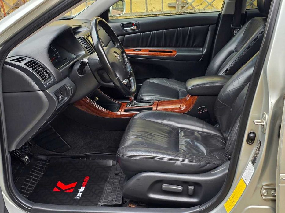 Продам  Toyota Camry 2003. Можна в розстрочку, під викуп.