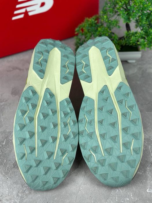 Кроссовки New Balance Venym 47