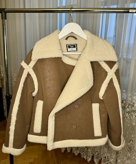 Жіноча куртка дублянка