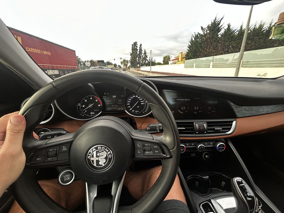 Alfa Romeo Giulia 2.2D 190 cv – Julho 2021