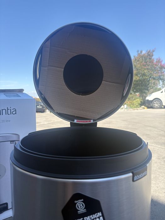 Caixote do lixo - Brabantia 20L - Cor Matt Steel