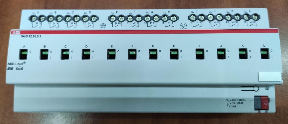 Abb Knx Sa/s 12.16.5.1 реле / бинарный выход 12-канальный, 16/20ах