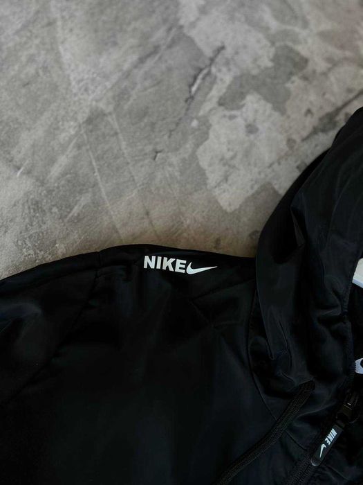 Вітровка Nike Premium з біркою qr-code весняна i57/Nik12
