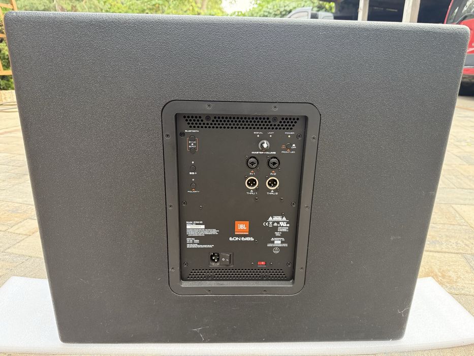 Subwoofer JBL EON618S STAN BDB