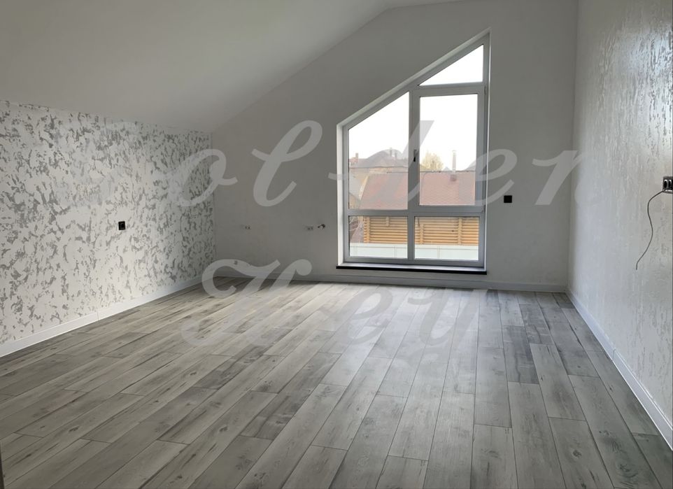 Продам Будинок 186м2,дизайнерськийРЕМОНТ,3 спальні,с.Гора,10кмКиїв