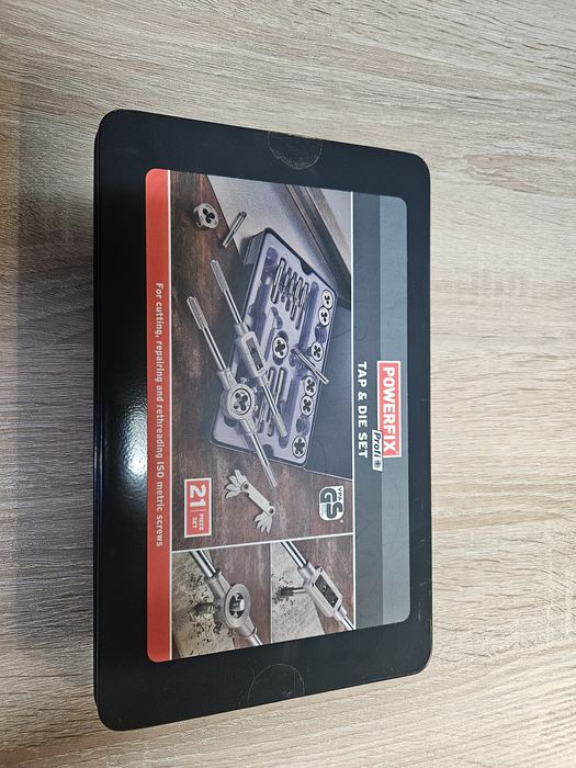 Komplet gwintowników i narzynek