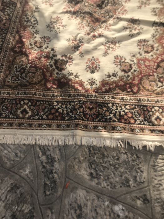 Tapete dearaiolos feito em tiar manual