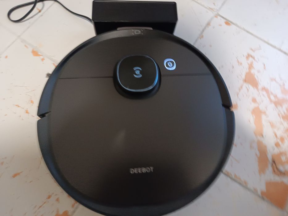 Robot sprzątający Ecovacs Deebot,