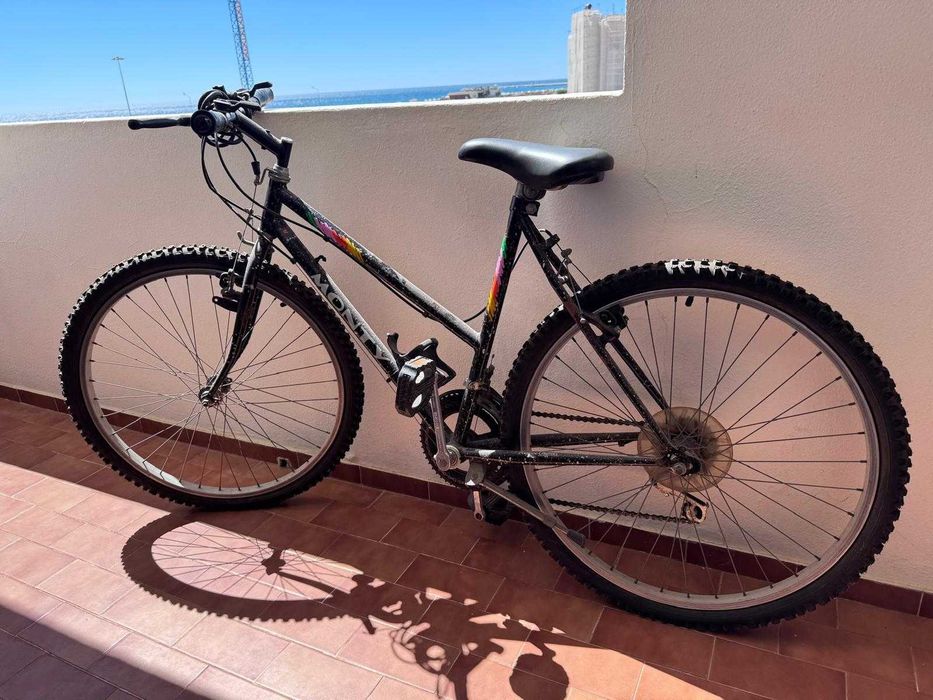 Bicicleta em boas condições