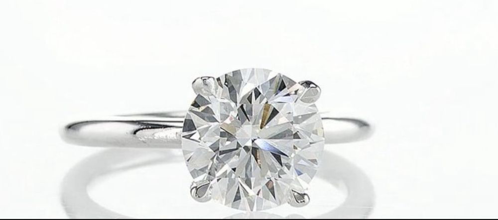 Anel de noivado ouro e diamante