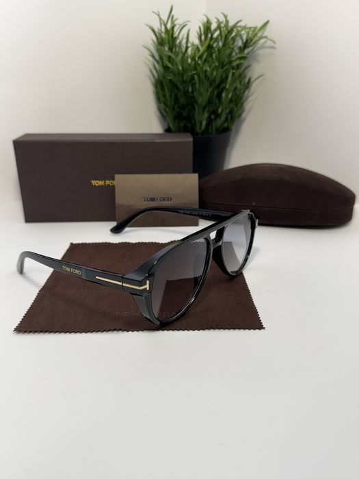 Okulary przeciwsłoneczne stylem Tom Ford