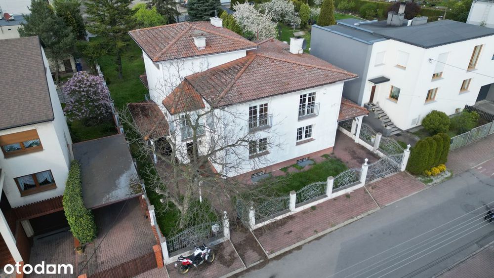 Dom wolnostojący 220 m² | centrum Mikołowa | działka 927 m² | garaż